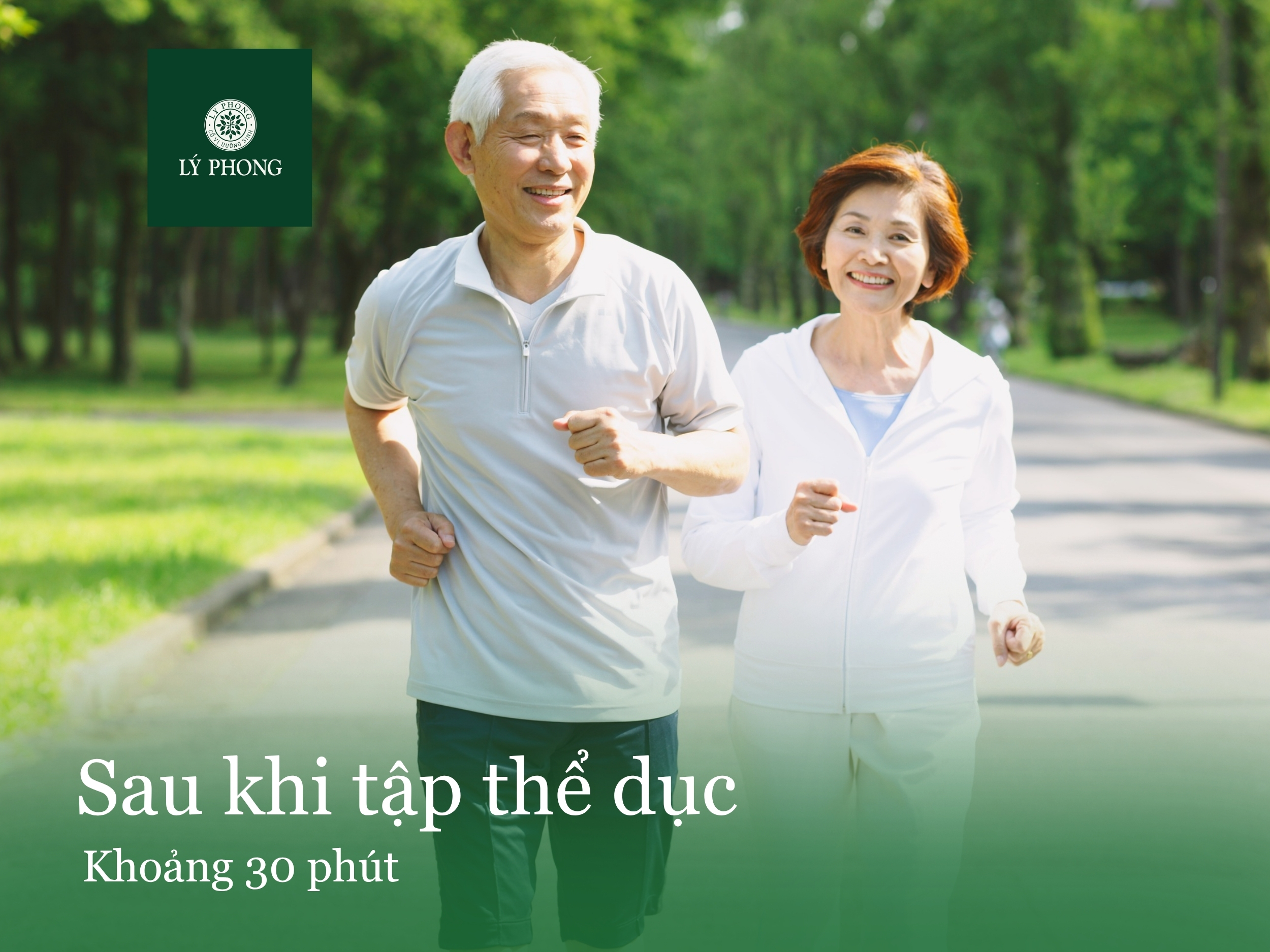 Uống trà gạo lứt ráng sau khi tập thể dục khoảng 30 phút