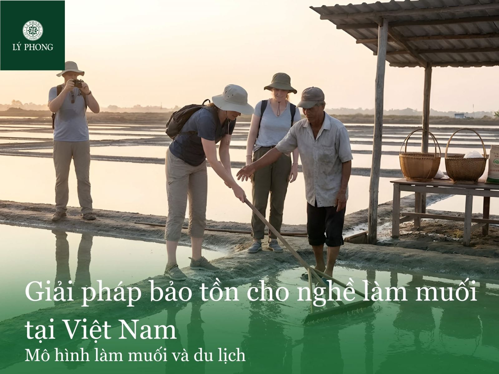 Mô hình làm muối + du lịch tại làng muối 